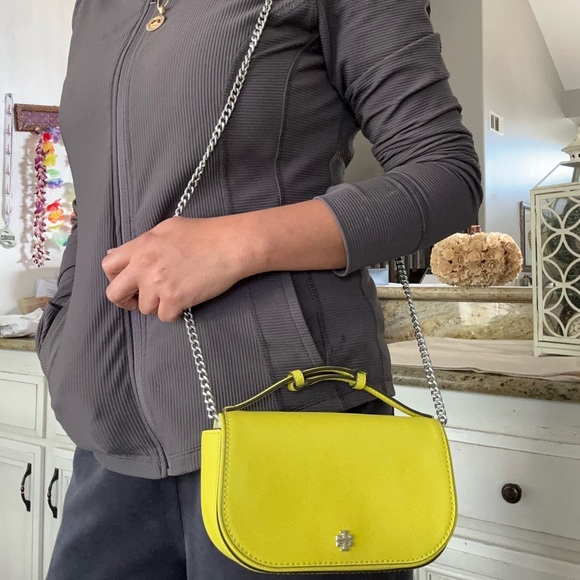 New Tory Burch EMERSON TOP HANDLE CROSSBODY TUSCAN YELLOW - Picture 7 of 10